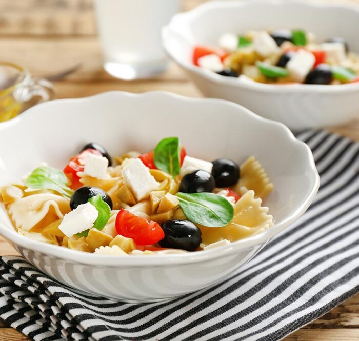 pasta fredda con nduja, formaggio e pomodorini